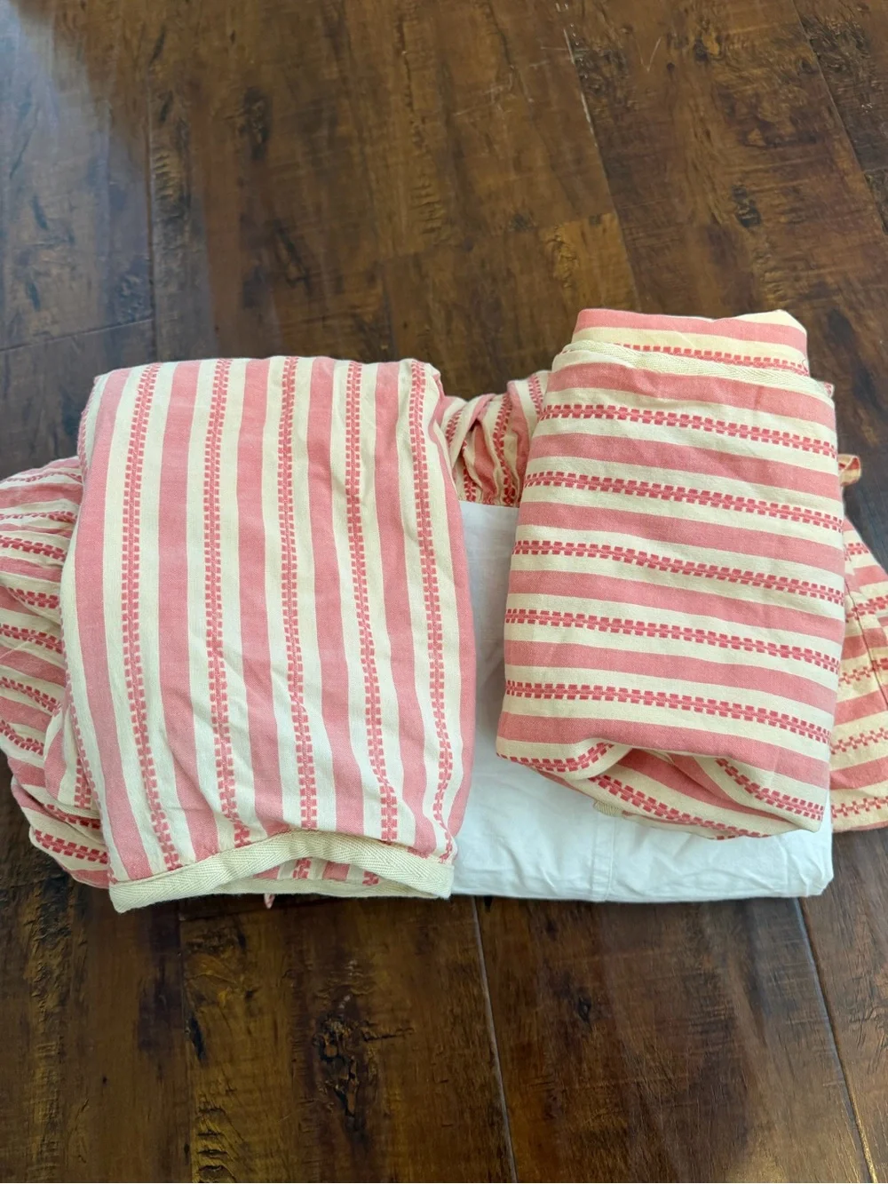 Queen Striped Salmon and Cream bed skirt and standard pillow shams. - Picture 1 of 6